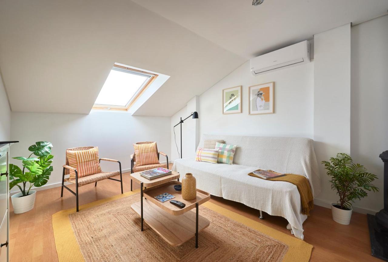 Bright Apt W Balcony, Ac, Parking, By Timecooler Lisboa Kültér fotó