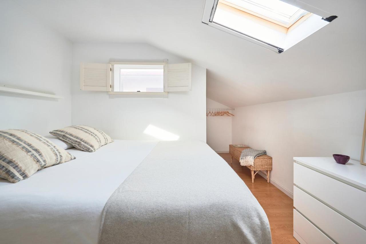Bright Apt W Balcony, Ac, Parking, By Timecooler Lisboa Kültér fotó